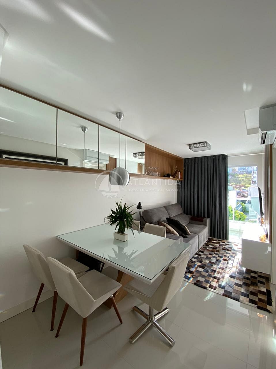 Apartamento 1 dorm. com sacada com churrasqueira