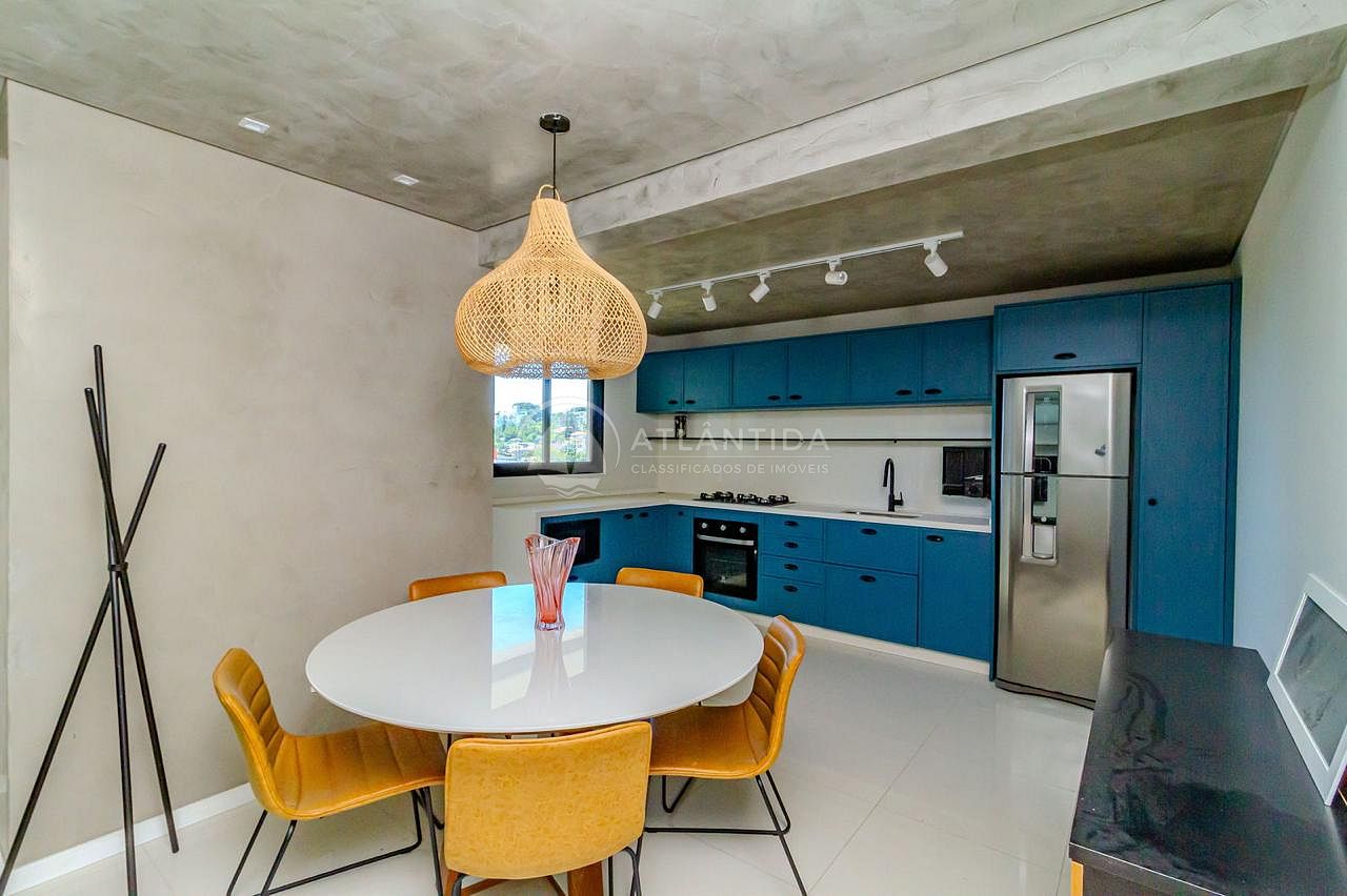 Apartamento 1 suíte + 2 dorm. na Praia Brava