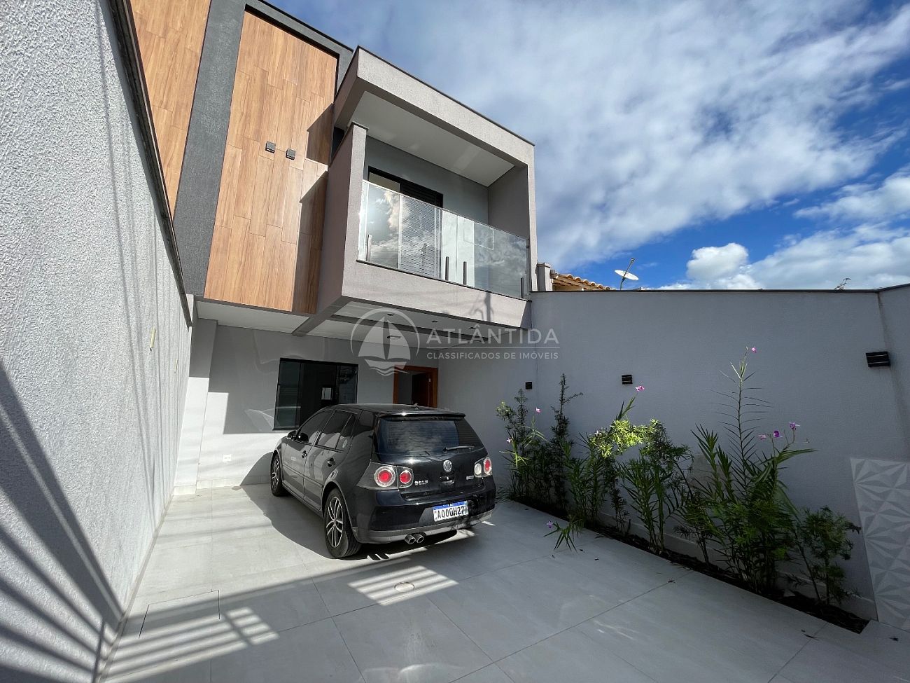 Sobrado 3 dormitórios - Santa Regina IV - Camboriú!