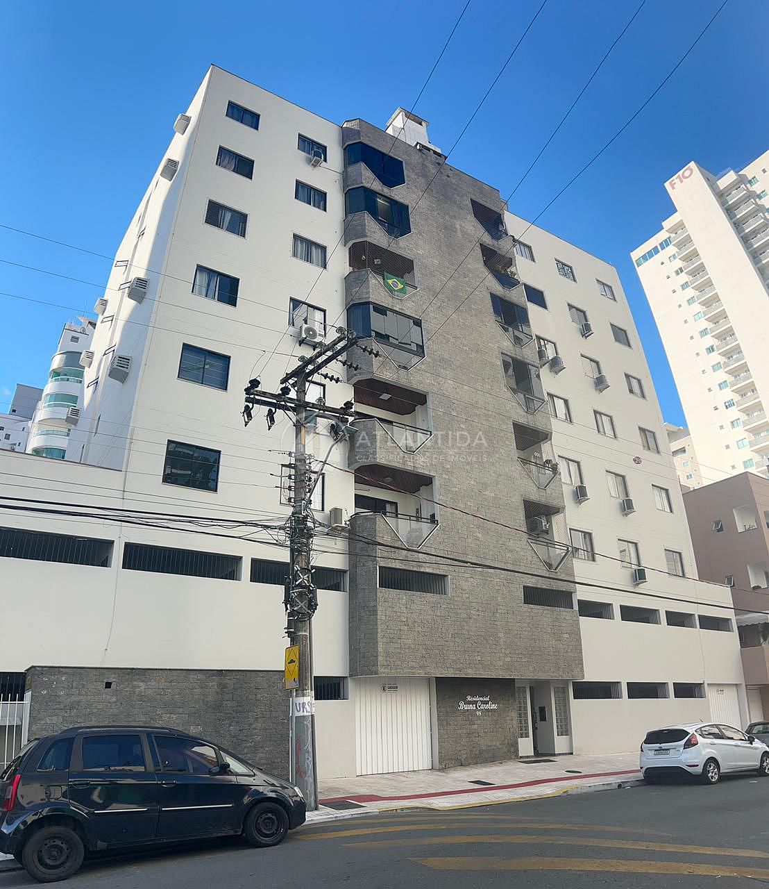 Apartamento 3 dormitórios - Centro - Balneário Camboriú