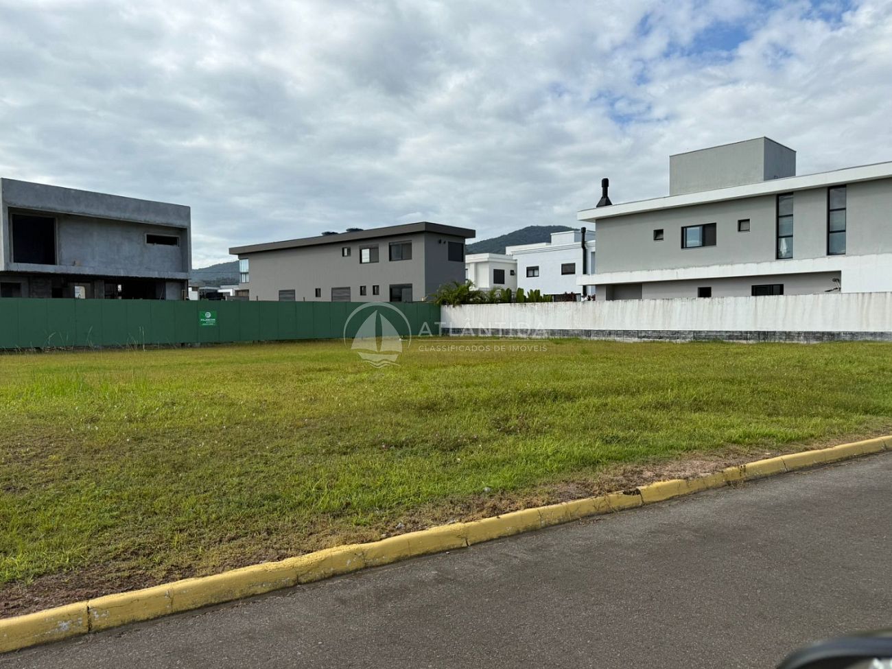 Terreno 389,53m² - Condomínio Caledônia Private Village - Camboriú
