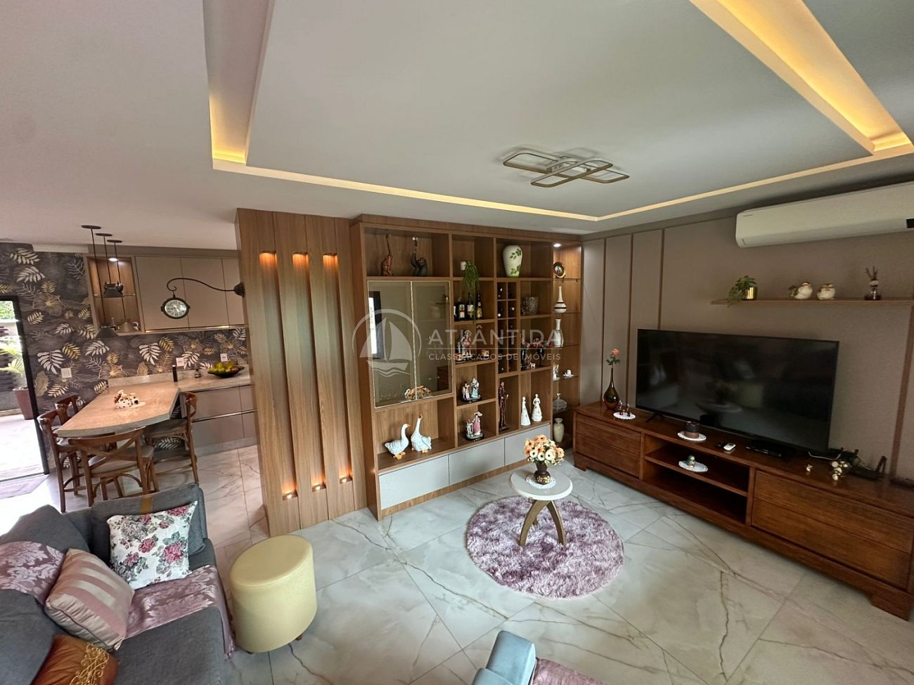 Casa com 3 dormitórios em Picarras