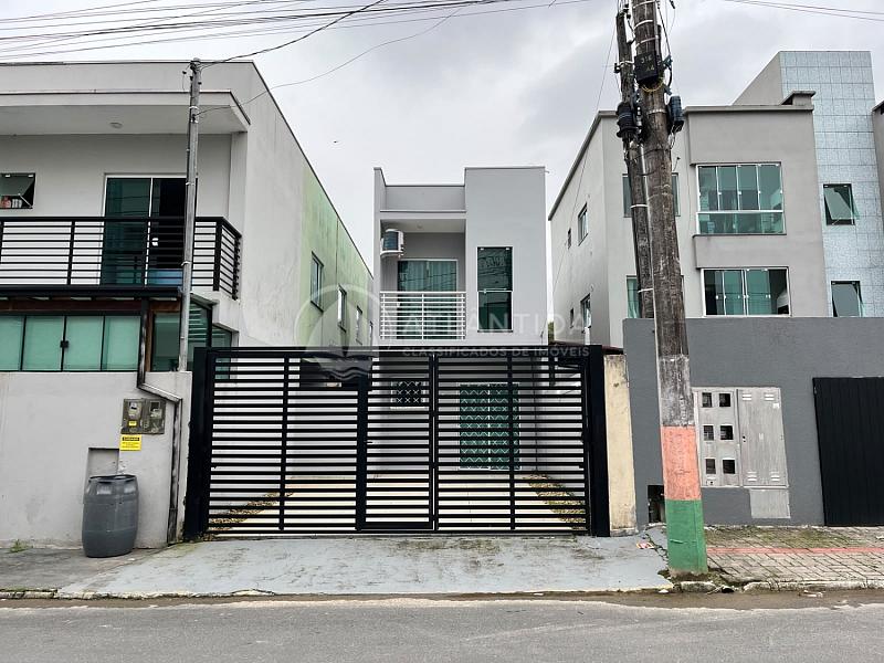 Sobrado 2 Su�tes Santa Regina Cambori� 1