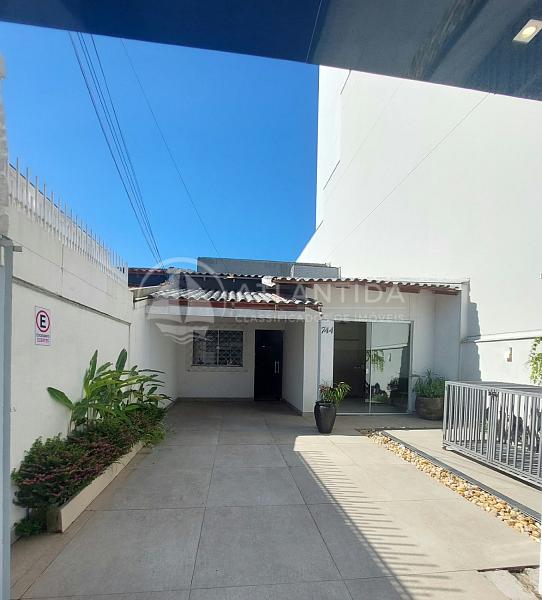 Casa Comercial - Centro - Cambori� 1