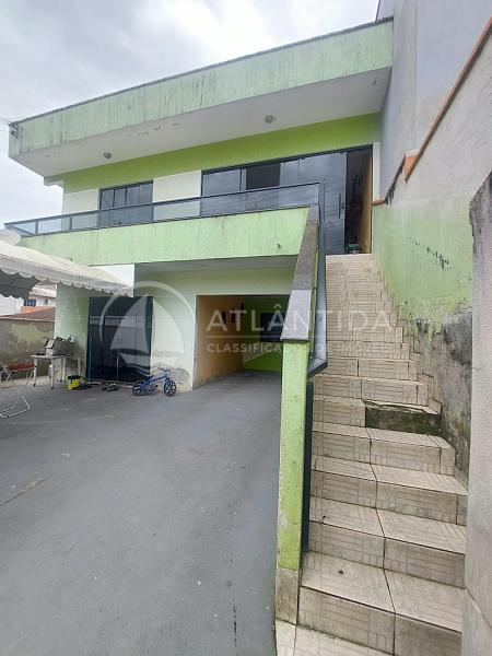 Casa com 4 moradias - Tabuleiro - Cambori� 1