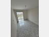 Sobrado com 2 dormit�rios no Centro - Cambori� 18
