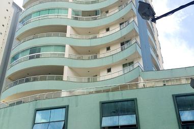 Apartamento com 3 quartos à venda, 138m², 3 banheiros, 2 garagens - Centro - Balneário Camboriú