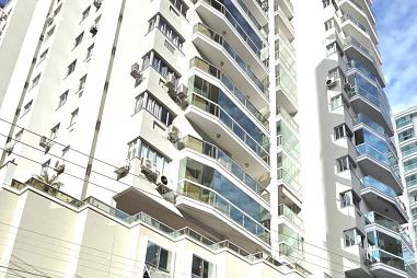 Apartamento com 2 quartos para alugar, 80m², 1 banheiro, 1 garagem - Centro - Balneário Camboriú