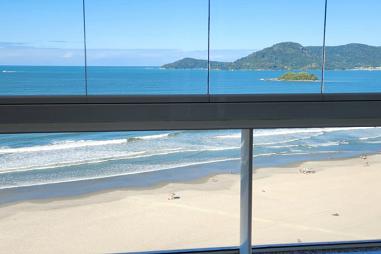 ED. PRES. KENNEDY / FRENTE AO MAR