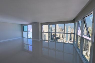 Apartamento com 4 quartos à venda, 140m², 4 banheiros, 3 garagens - Centro - Balneário Camboriú