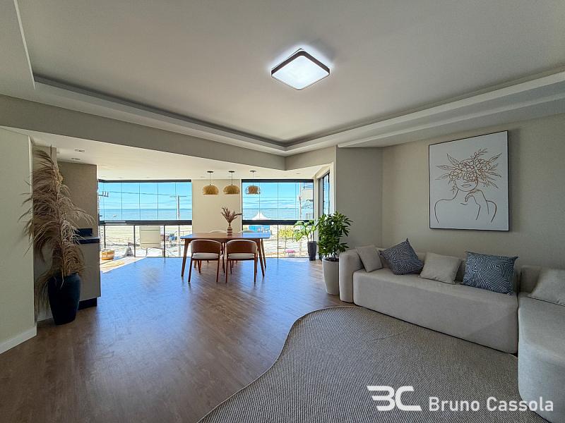 FRENTE MAR - FINAMENTE MOBILIADO, DECORADO E EQUIPADO 8
