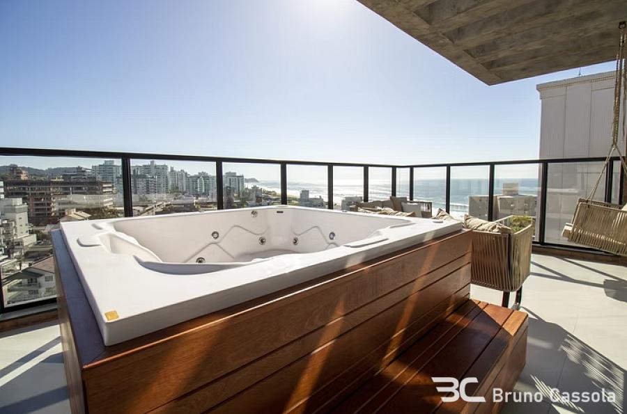 DIFERENCIADO - DECORADO - PRAIA BRAVA 20
