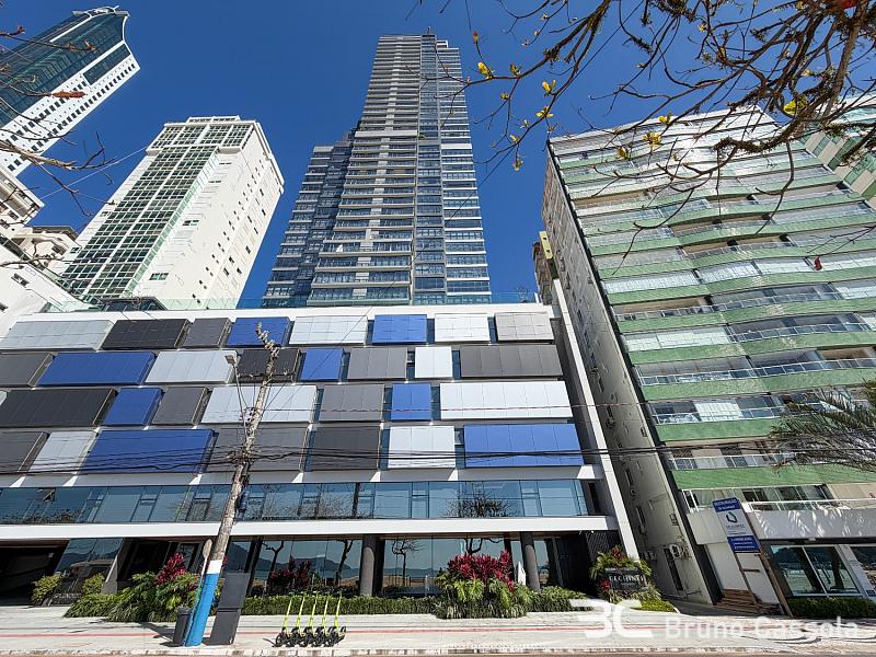 FRENTE MAR - ANDAR ALTO 20