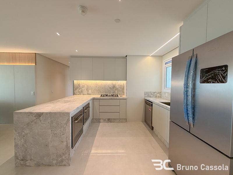 FRENTE MAR - MOBILIADO - ALTO PADR�O 13