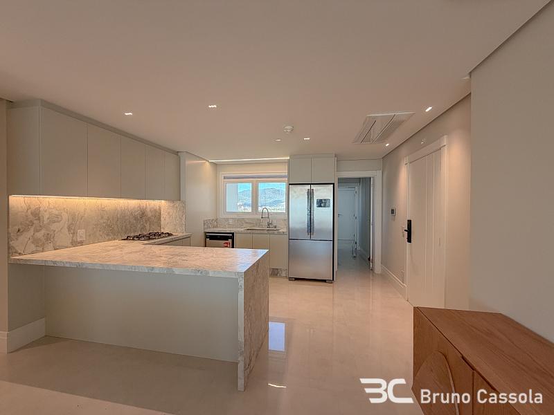 FRENTE MAR - MOBILIADO - ALTO PADR�O 11