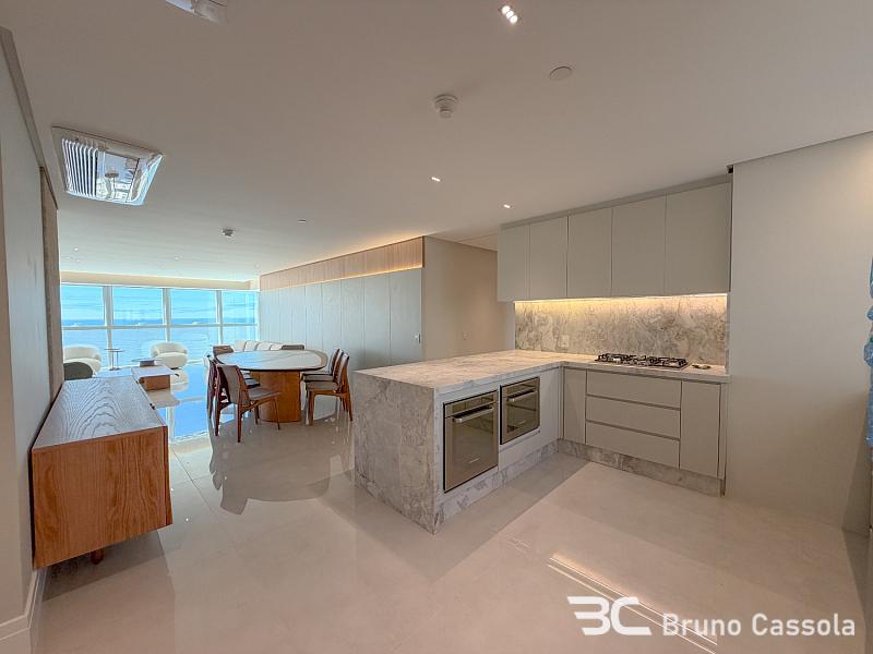 FRENTE MAR - MOBILIADO - ALTO PADR�O 12