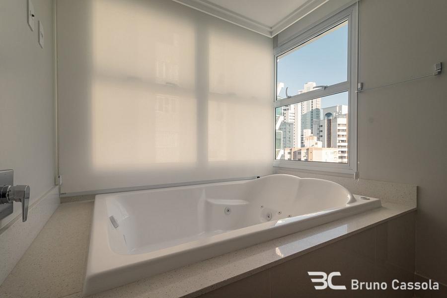 MOBILIADO - QUADRA MAR - CENTRO 21