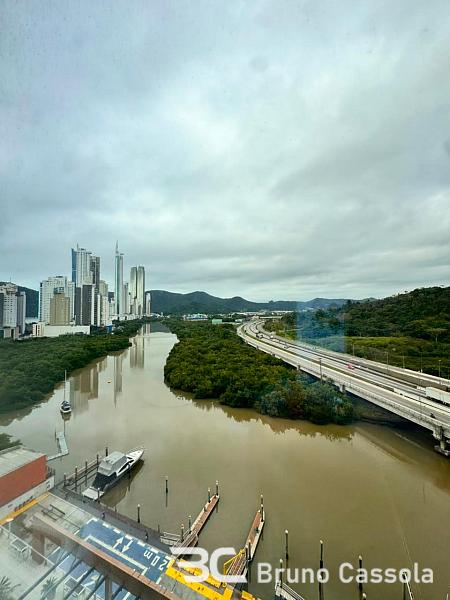 ALTO PADR�O - MARINA PRIVATIVA 3