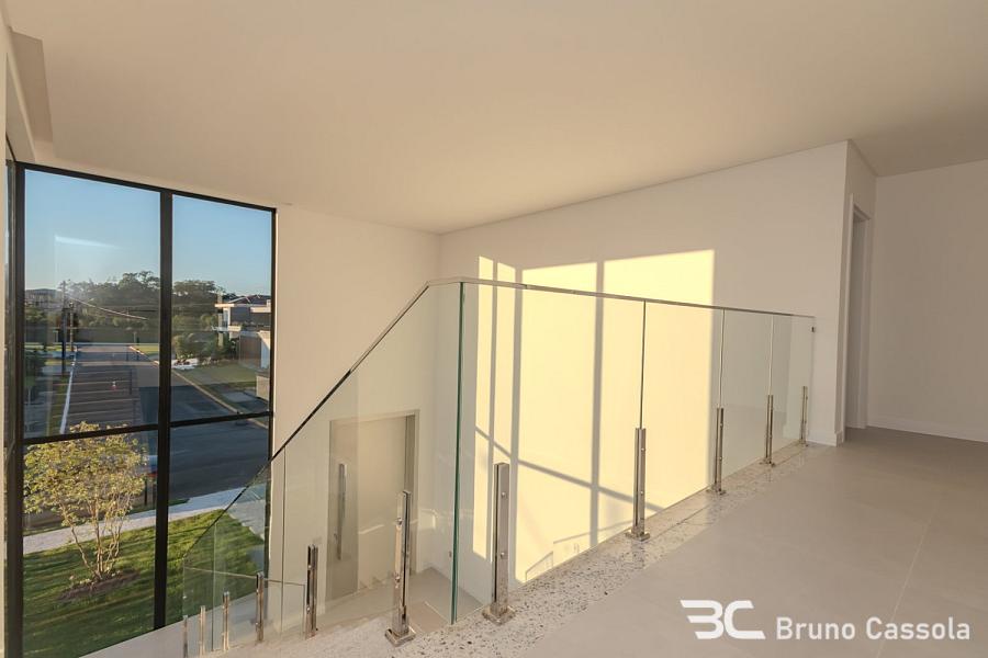 NOVA COM PISCINA, DIFERENCIADA 8