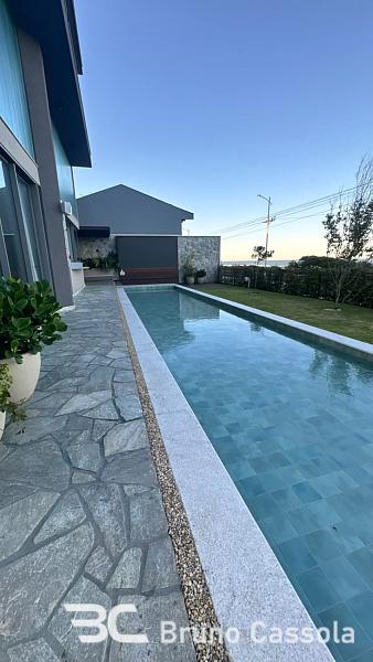 FRENTE MAR - PRAIA BRAVA 23