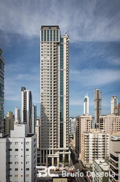 ANDAR ALTO - VISTA MAR - EMBRAED 16