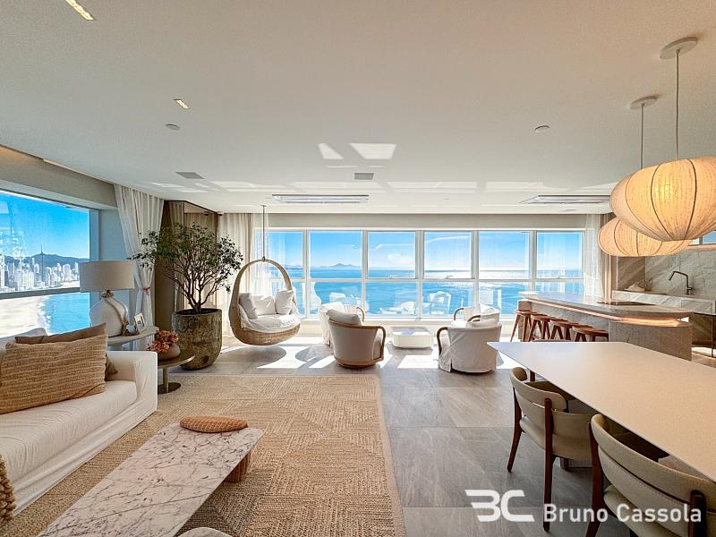 ANDAR ALTO, VISTA PANOR�MICA, MOBILIADO E DECORADO 16