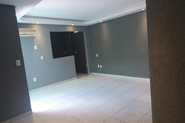 CASA PROXIMO A AVENIA DOS ESTADOS