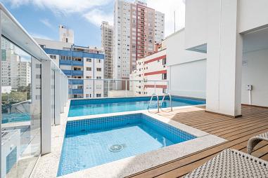 Apartamento com 4 quartos à venda, 240m², 5 banheiros, 3 garagens - Centro - Balneário Camboriú