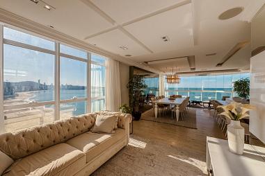 FRENTE MAR, COBERTURA DUPLEX