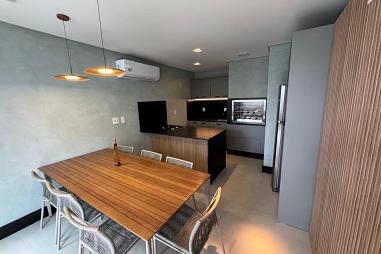 Cobertura com 3 quartos à venda, 230m², 4 banheiros, 3 garagens - Centro - Balneário Camboriú