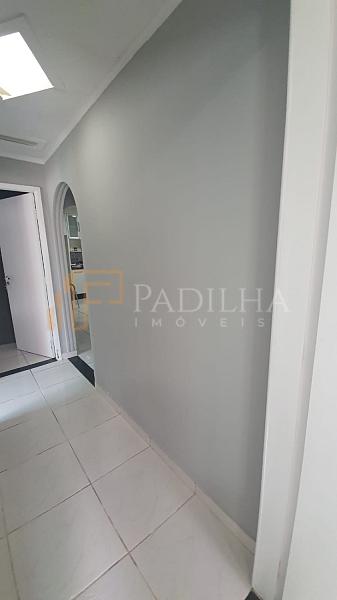 CASA PROXIMO A AVENIA DOS ESTADOS — foto 13