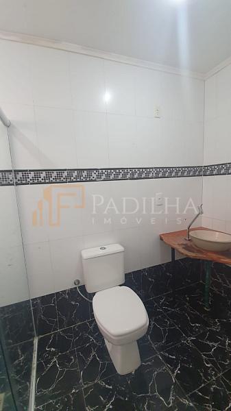 CASA PROXIMO A AVENIA DOS ESTADOS — foto 14