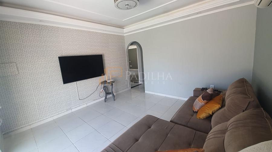 CASA PROXIMO A AVENIA DOS ESTADOS — foto 7