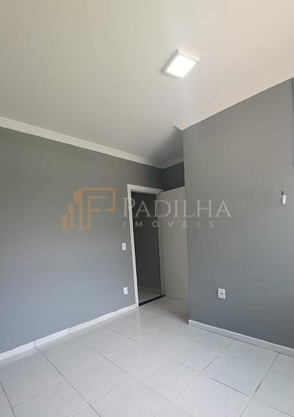 CASA PROXIMO A AVENIA DOS ESTADOS — foto 21