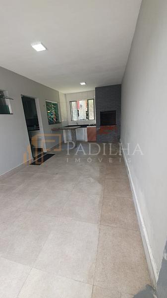 CASA PROXIMO A AVENIA DOS ESTADOS — foto 22