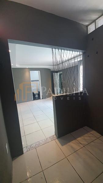 CASA PROXIMO A AVENIA DOS ESTADOS — foto 26