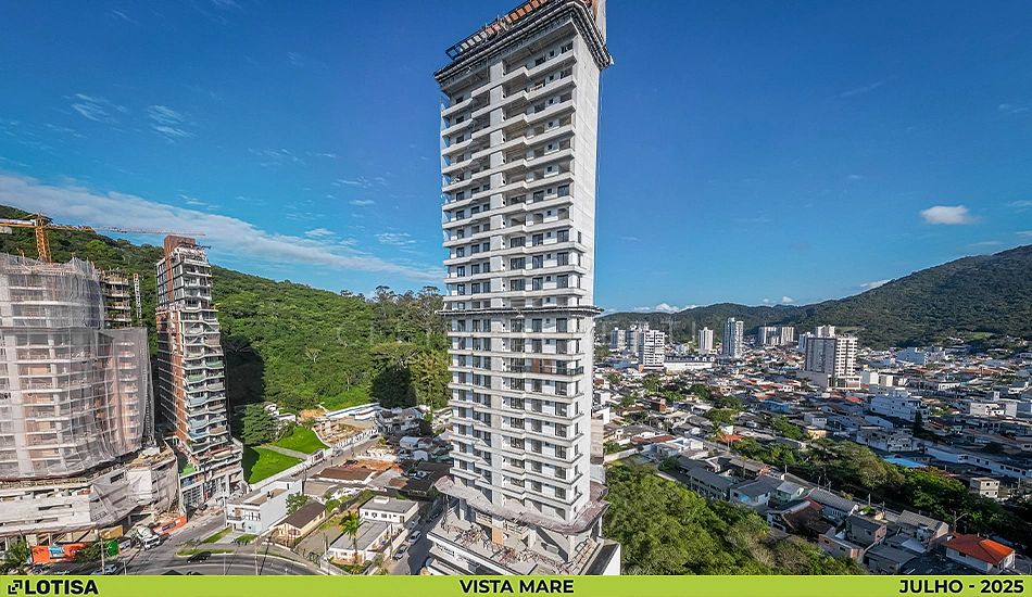 Apartamento de 3 dormitórios no Vista Mare