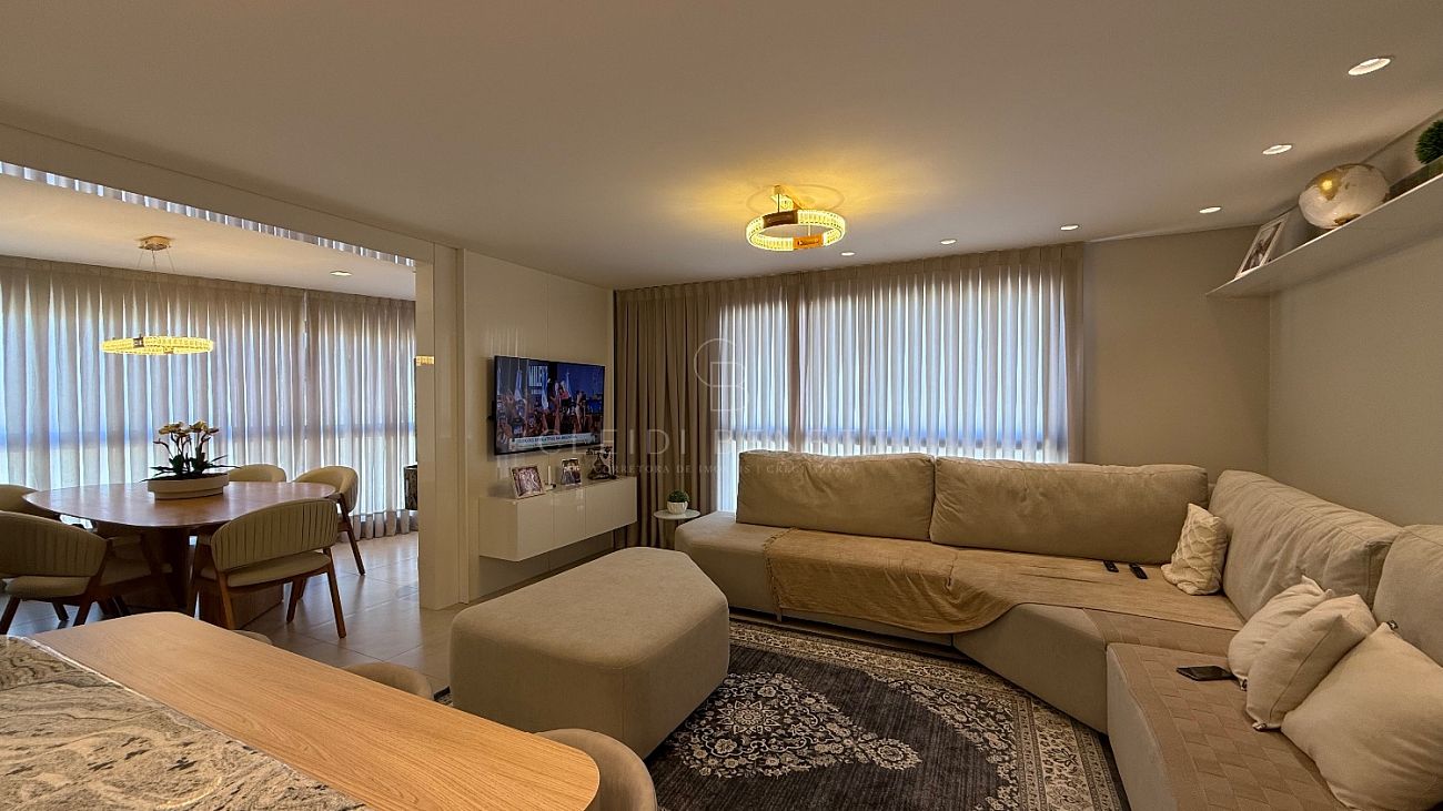 Apartamento 2 suítes Mobiliado - Centro de Itajaí