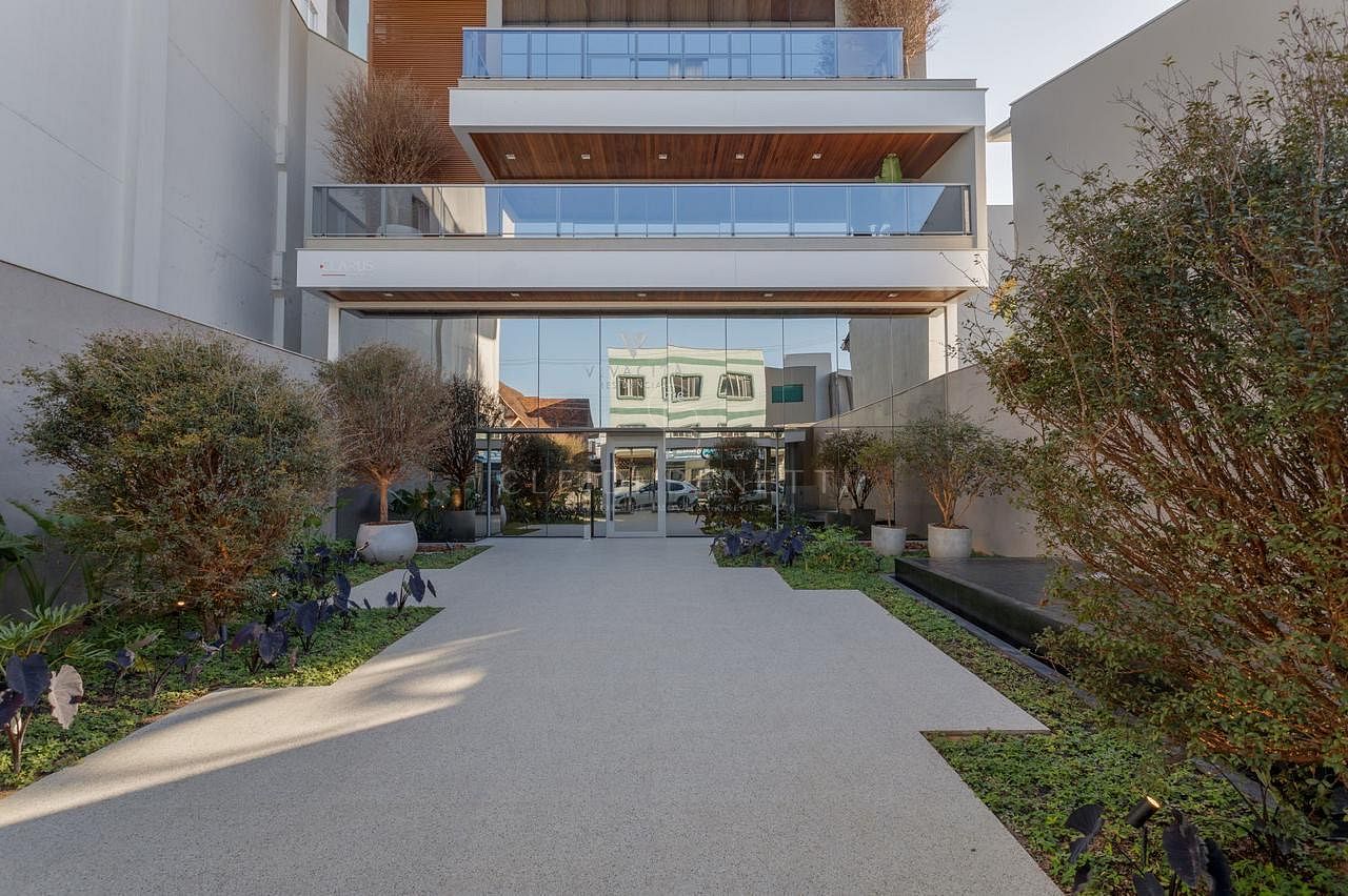 Apartamento de 3 suítes no Centro de Itajaí