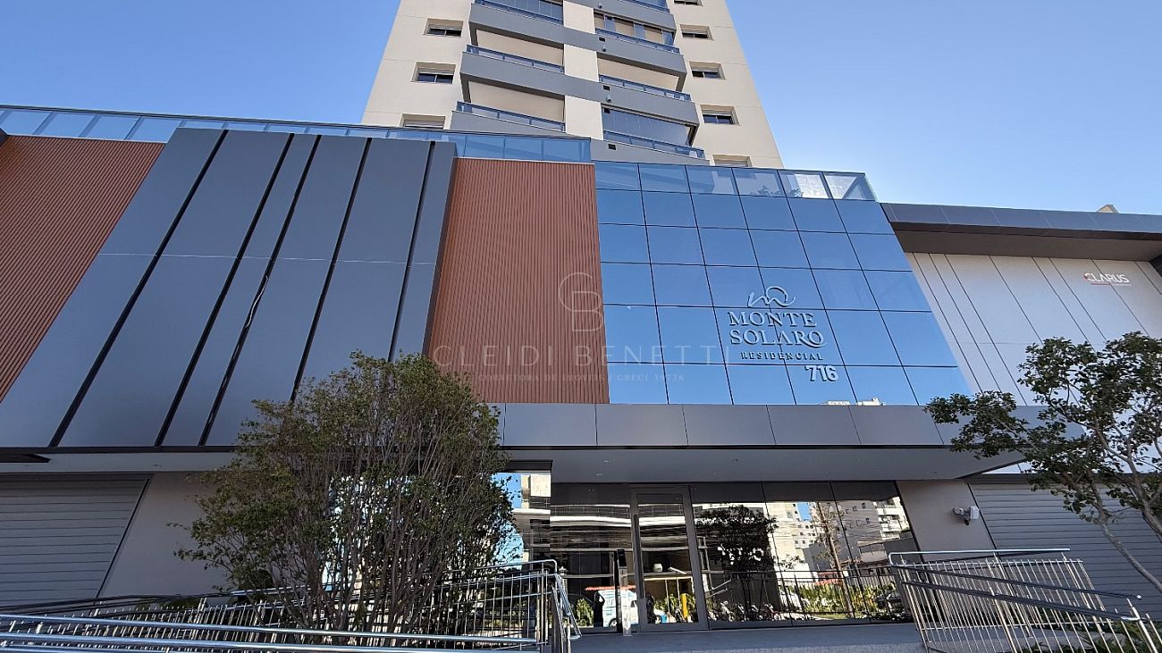 Apartamento 3 dormitórios Monte Solaro - Itajaí