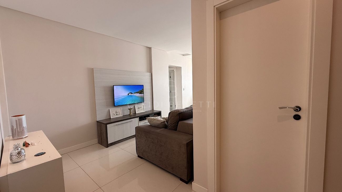 Apartamento de 2 suítes na Fazenda ITAJAÍ