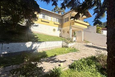 Casa com 3 quartos à venda, 160m², 3 banheiros, 2 garagens - Cascata dos Amores - Teresópolis