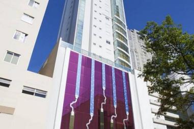 Apartamento com 3 quartos à venda, 136m², 4 banheiros, 2 garagens - Centro - Balneário Camboriú