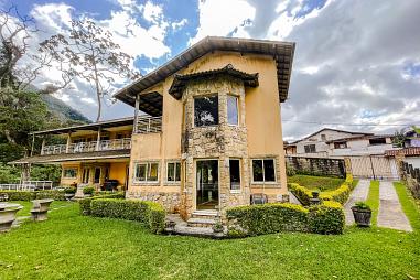 Casa com vista panorâmica!