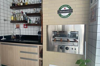 EXCELENTE APARTAMENTO, À 200M DO MAR E LAZER COMPLETO