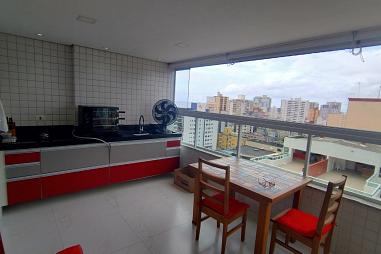 EXCELENTE APARTAMENTO, À 300M DO MAR E LAZER COMPLETO