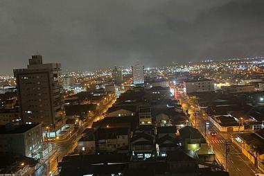 BELÍSSIMO APARTAMENTO, À 450M DO MAR E LAZER COMPLETO