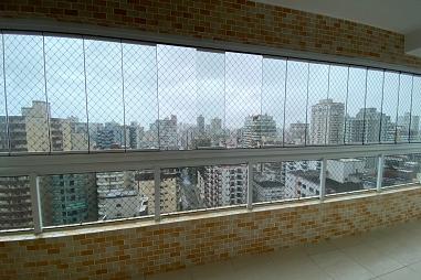 EXCELENTE APARTAMENTO, Á 280M DO MAR E LAZER COMPLETO