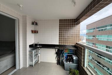 BELISSÍMO APARTAMENTO, À 100M DO MAR E LAZER COMPLETO