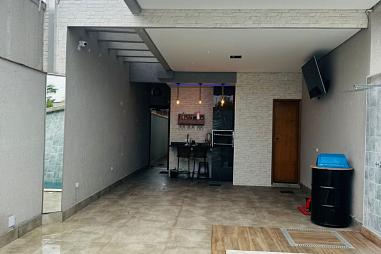 EXCELENTE CASA, À 700M DO MAR E ÁREA DE LAZER